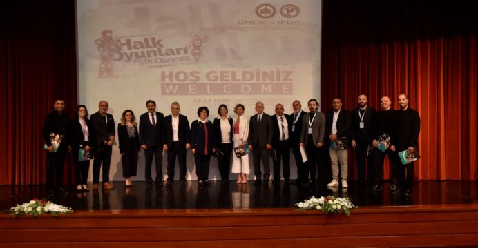 Uluslararası Halk Oyunları Kongresi, Eskişehir'de yapıldı