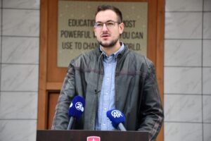 ÜSKÜP (AA) – Kuzey Makedonya’nın başkenti Üsküp’te, Uluslararası Balkan Üniversitesi