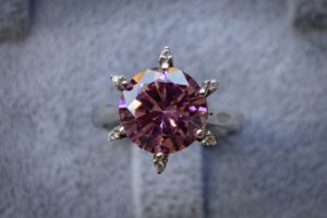 MALATYA (AA) – OKAN COŞKUN – Malatya'da, yüzüğünü tamir ederken