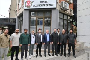 MANİSA (AA) – Zafer Partisi Genel Başkanı Ümit Özdağ, Manisa