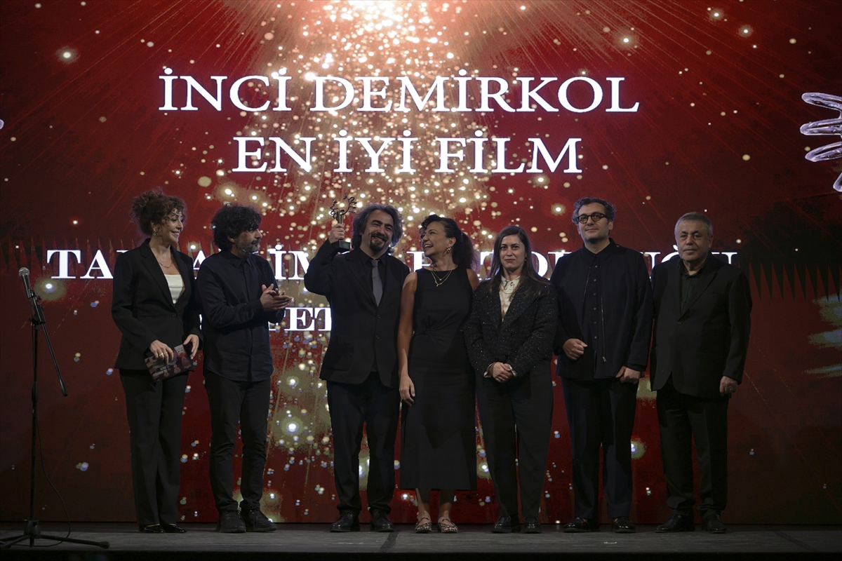 - İnci Demirkol En İyi Film Ödülü Seyfettin Tokmak'ın yönettiği