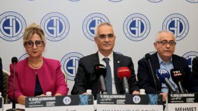 ANTALYA (AA) – Antalya'da, Türk Gastroenteroloji Derneğince (TGD) 42. Ulusal