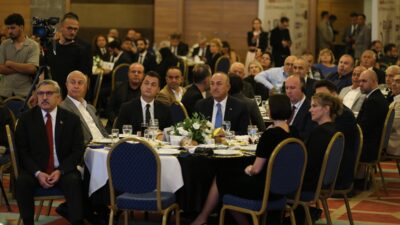 - Anadolu Ajansı Yönetim Kurulu Başkanı ve Genel Müdürü Serdar