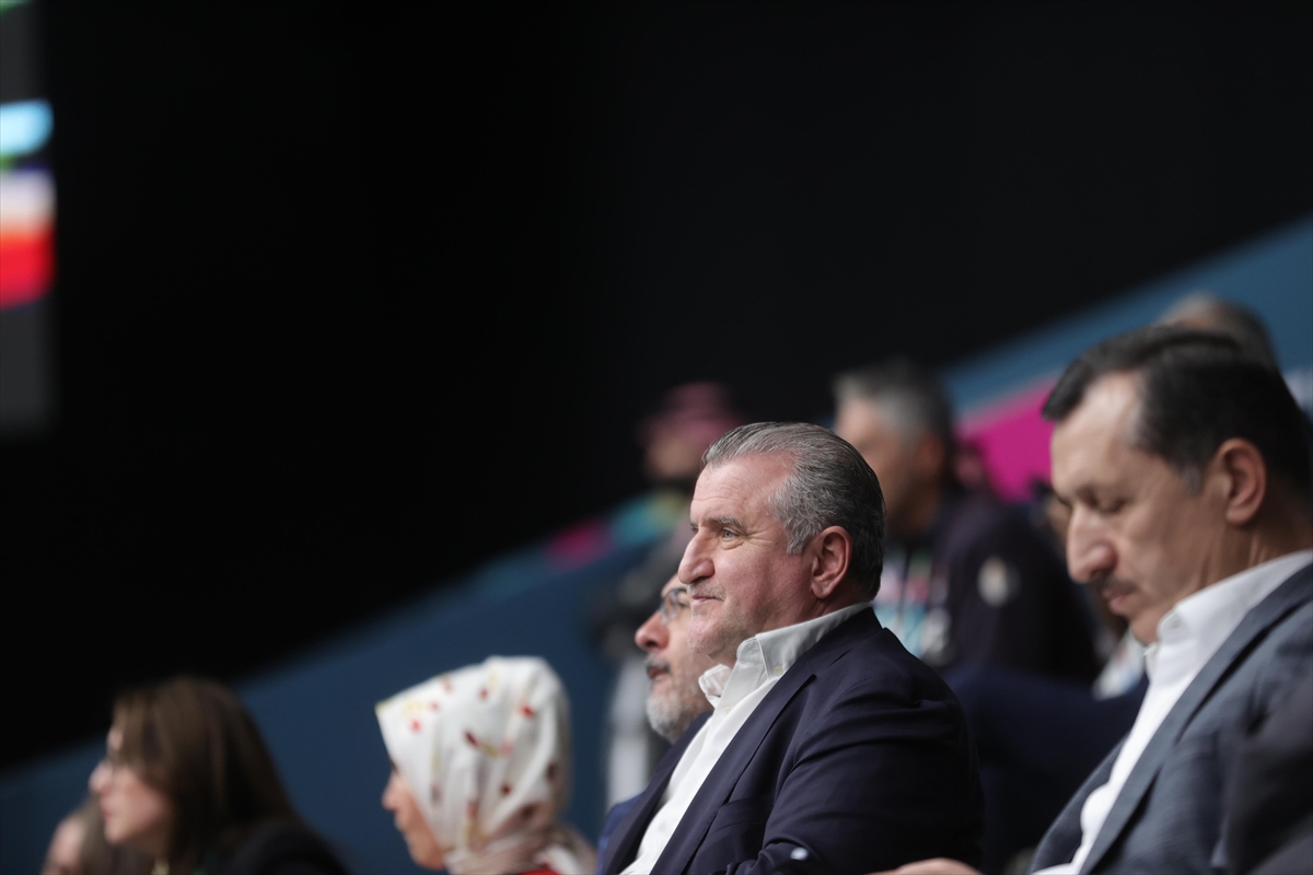 - Erkek Voleybol Milli Takımı, ikinci maçında İran'a 3-1 mağlup