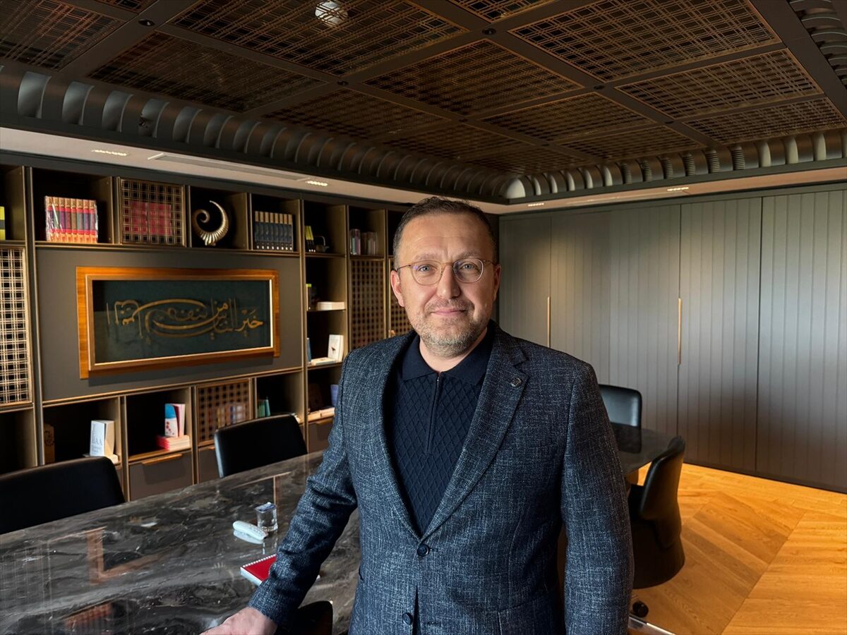 - Yarışmaya "Profesyonel Seyahat Fotoğrafları", "Dron Fotoğrafları", "Cep Telefonu Fotoğrafları"