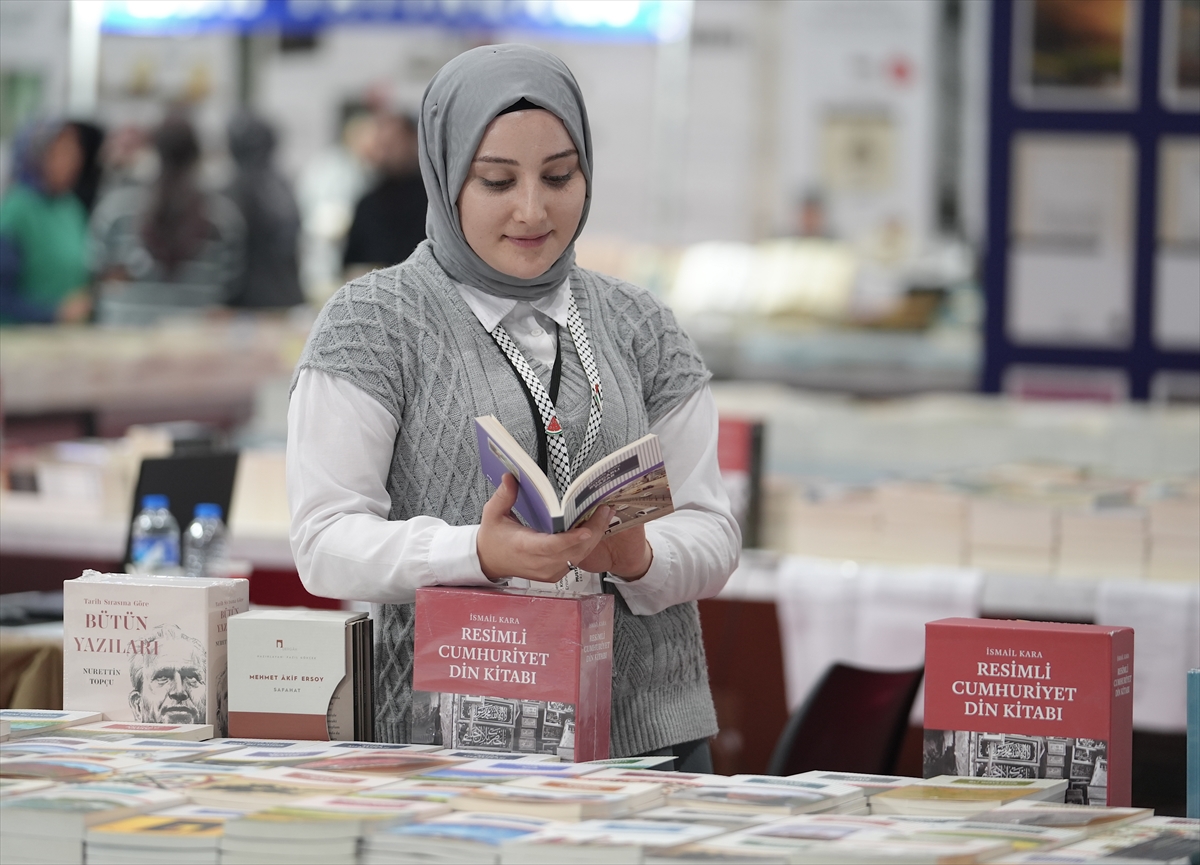 - Büyükşehir Belediyesi Gençlik ve Spor Hizmetleri Daire Başkanı Mustafa