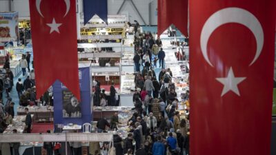 - Büyükşehir Belediyesi Gençlik ve Spor Hizmetleri Daire Başkanı Mustafa