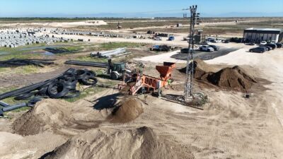 ADANA (AA) – Adana Valisi Yavuz Selim Köşger, Karataş ilçesinde