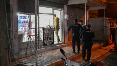 ADANA (AA) – Adana'da berberde iki grup arasında çıkan silahlı