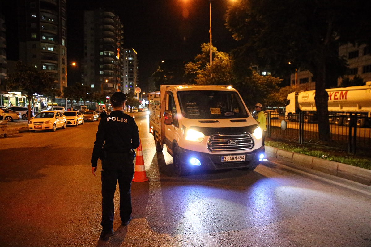 ADANA (AA) – Adana'da polis ekiplerince, helikopter destekli "huzur ve
