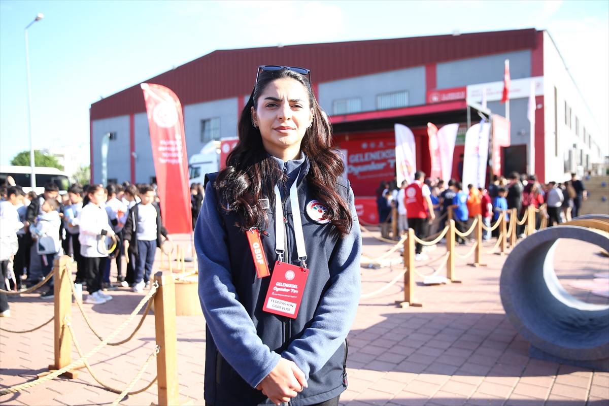 ADANA (AA) – Türkiye Geleneksel Spor Dalları Federasyonunun "Geleneksel Oyunlar