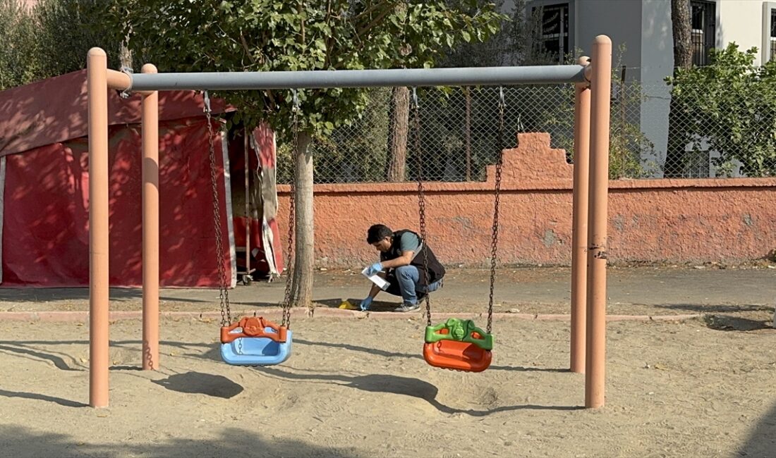 ADANA (AA) – Adana'nın merkez Yüreğir ilçesinde silahlarla ateş açılması