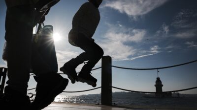 - Ablası ve kuzenlerinin yönlendirmesiyle tanıştığı paten sporunu yaklaşık 4