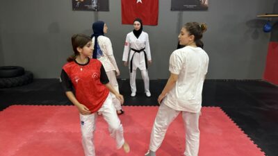 - Tekirdağ'da görev yapan beden eğitimi öğretmeni Ahsen Şengün:
- "Öğretmenlikle