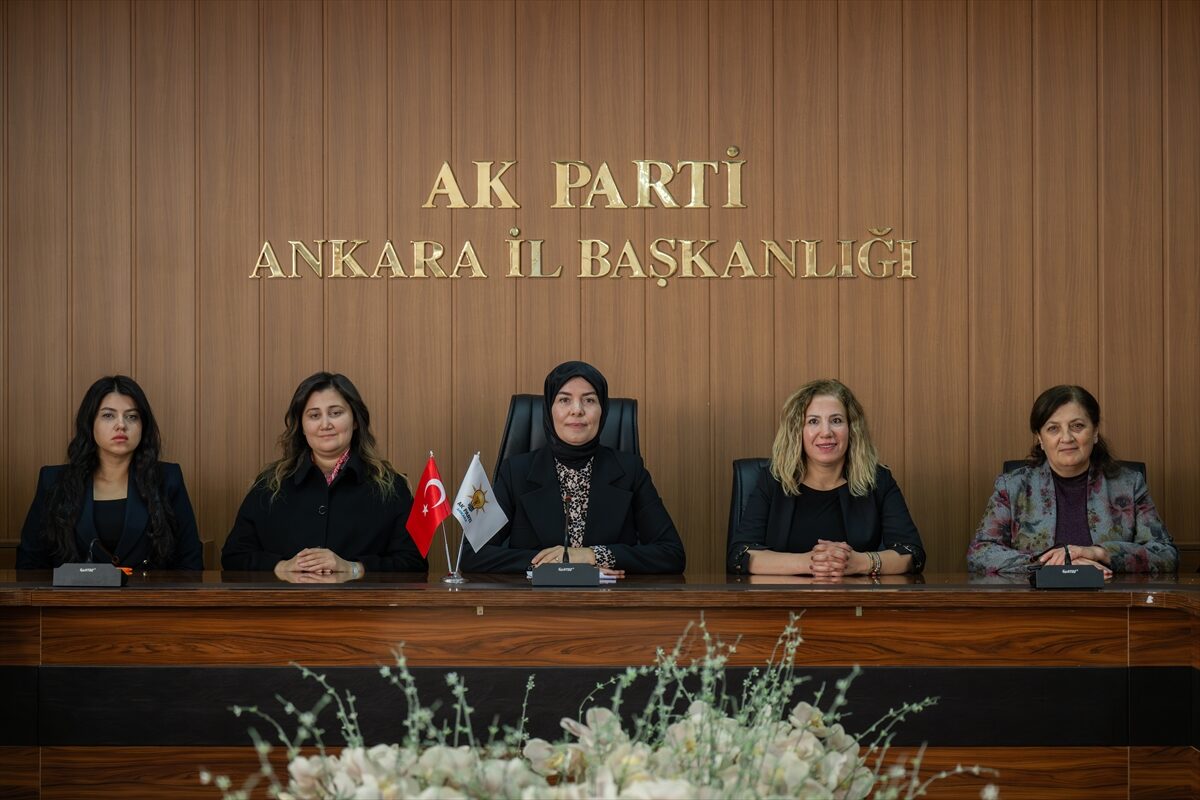 - İl Kadın Kolları Başkanı Aysel Koçak Akgül:
- "Gazze, Doğu