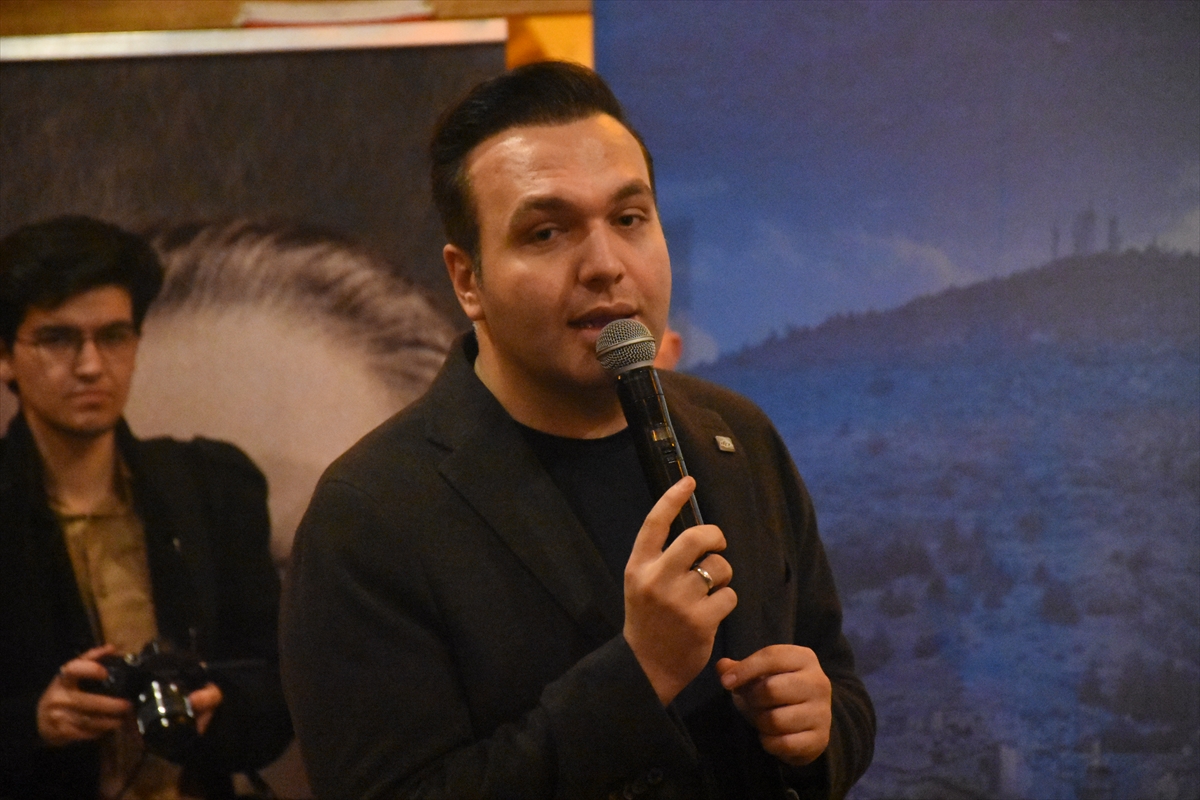 - "Bugün TBMM'de 30 yaşın altındaki 5 milletvekilinden 4'ü AK