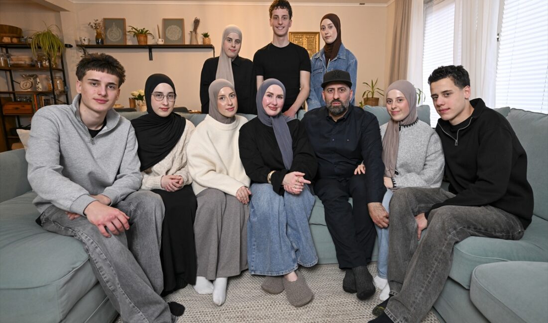 BERLİN (AA) – Almanya'da 17 yıl önce tüm dünyada haberleri