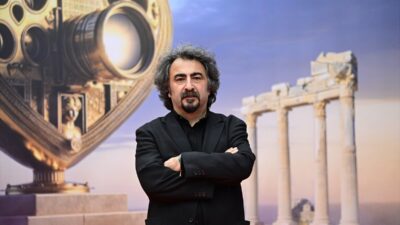 - Uluslararası Antalya Altın Portakal Film Festivali'nden 7 ödül kazanan