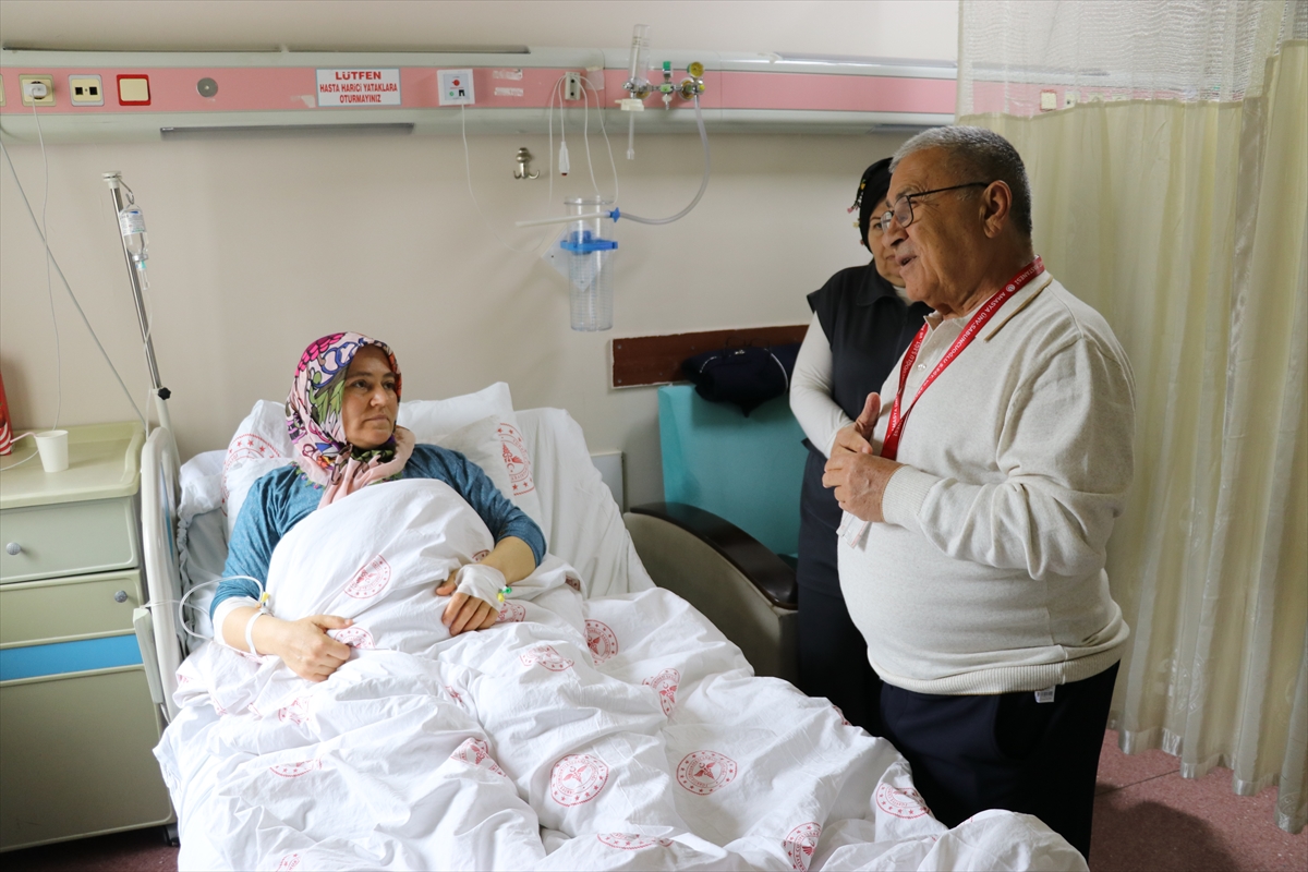 AMASYA (AA) – Amasya'da karın ağrısı şikayetiyle hastaneye başvuran kadının