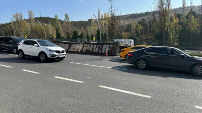 ANKARA (AA) – Ankara'nın Pursaklar ilçesinde virajı alamayan seyir halindeki