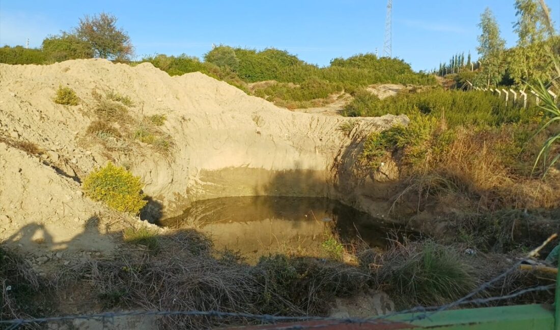 ANTALYA (AA) – Antalya'nın Serik ilçesinde su çukurunda kadın cesedi