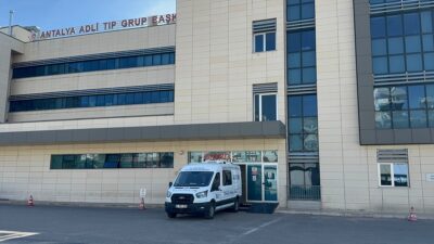 ANTALYA (AA) – Antalya'nın Muratpaşa ilçesinde tartıştığı kişinin bıçakla yaraladığı