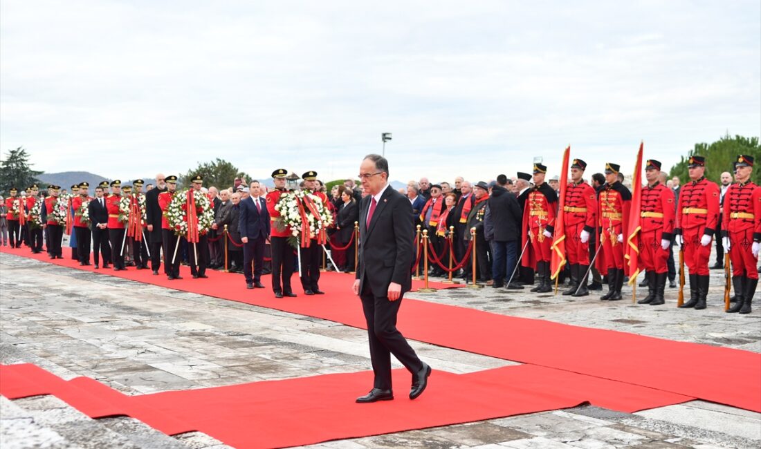 TİRAN (AA) – Arnavutluk'un faşizmden kurtuluşunun 81. yıl dönümü kapsamında