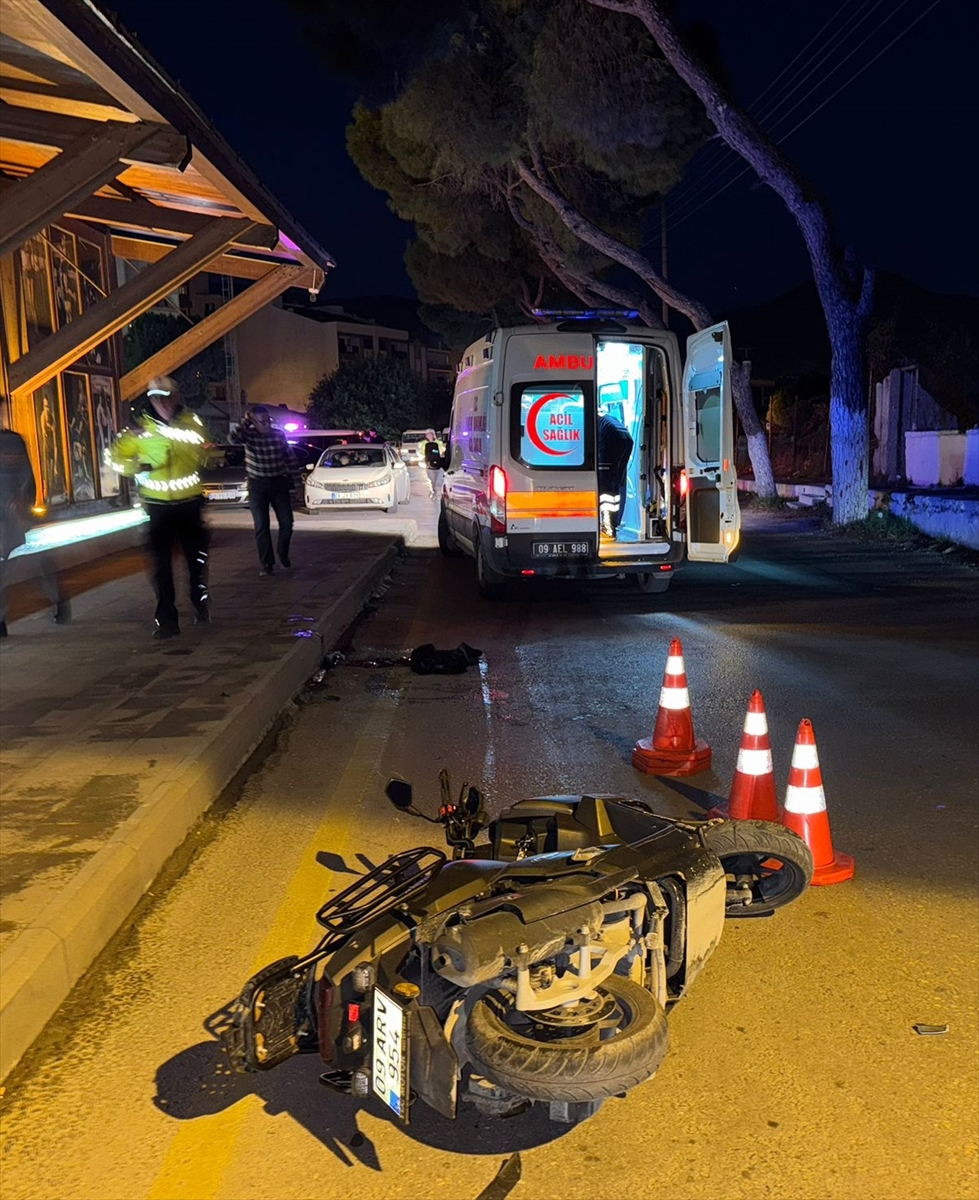 AYDIN (AA) – Aydın'ın Söke ilçesinde kaldırıma çarpan motosikletin sürücüsü