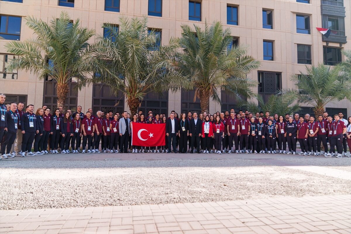 ​​​​​​RİYAD (AA) – Gençlik ve Spor Bakanı Osman Aşkın Bak,