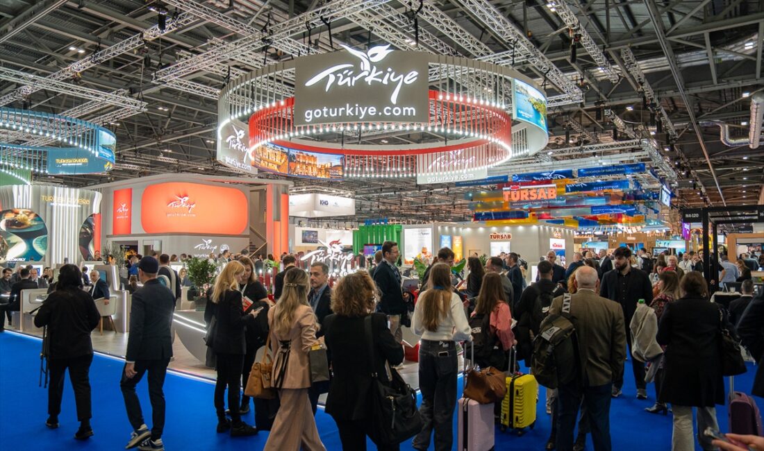 - "Türkiye, 50 milyon ziyaretçi, 50 milyar dolar turizm geliriyle