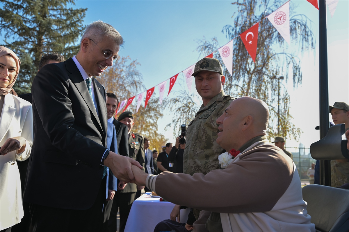 - "Sağlıklı Türkiye Yüzyılı'nda en önemli mottomuz 'korumak.' Bedenimizi korumak,