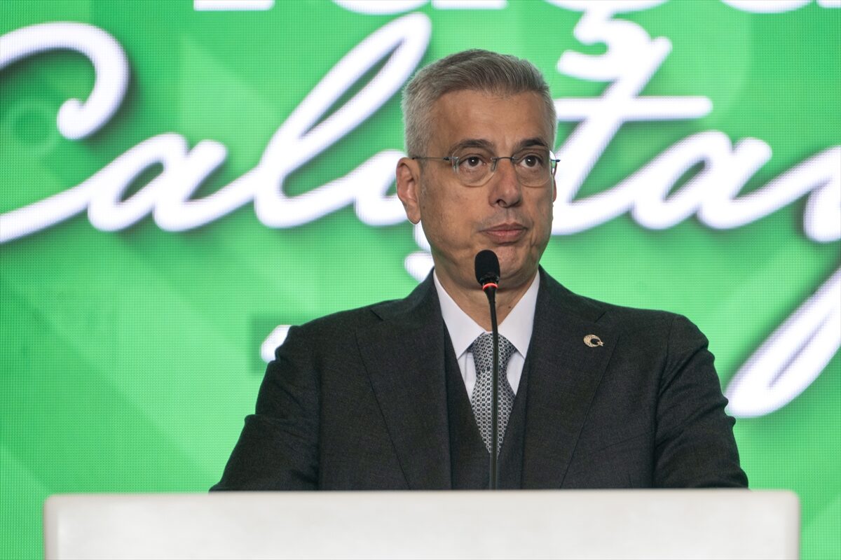 - "Sağlık, sadece sağlıkçıların veya sağlık politikalarının iyi uygulanmasıyla olmaz.