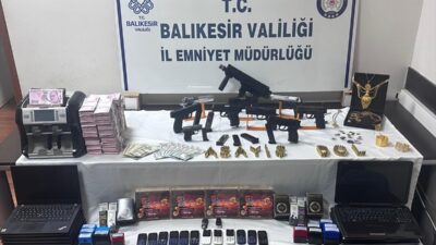 BALIKESİR (AA) – Balıkesir merkezli 3 ilde düzenlenen dolandırıcılık operasyonunda