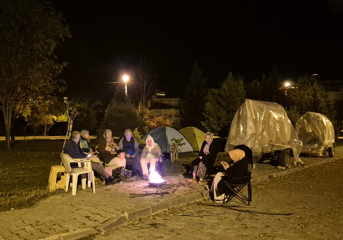 ANKARA (AA) – Balıkesir'in Sındırgı ilçesinde saat 21.20'de 4,9 büyüklüğünde