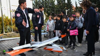 ANKARA (AA) – Ankara'da bir okulda Filistinli çocuklar için "Gökyüzüne