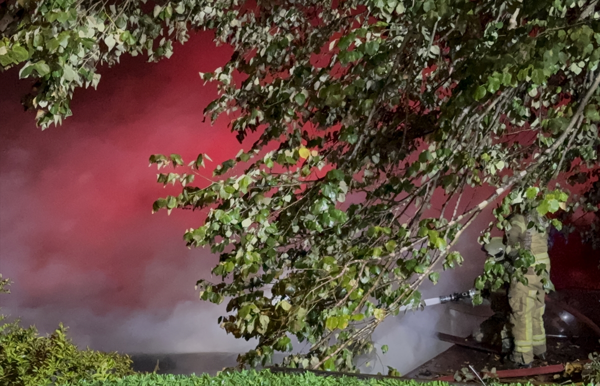 İSTANBUL (AA) – Beykoz'da, bir etkinlik alanındaki restoranda çıkan yangın