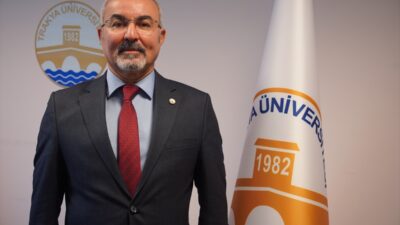 - Prof. Dr. Sedat Üstündağ:
- "Özellikle kronik hastalığı olan, birden