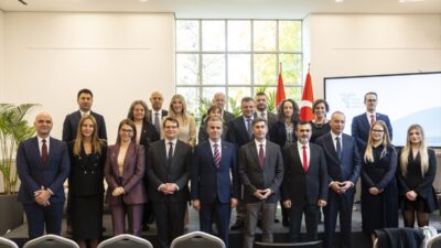 - Cumhurbaşkanlığı İletişim Başkan Yardımcısı Ferhat Pirinççi:
- "Gerçeği koruma görevi