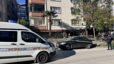 BURSA (AA) – Bursa'nın Nilüfer ilçesinde bir kadını tabancayla öldüren