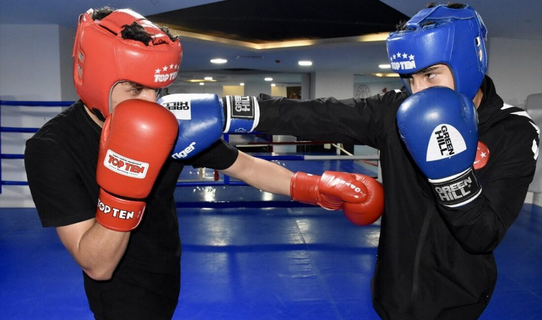 - Ordu'da yaşayan lise 2. sınıf öğrencisi milli boksör Miraç