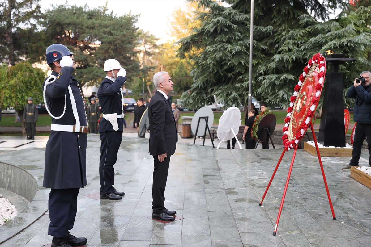 - Türkiye Cumhuriyeti'nin kurucusu Büyük Önder Mustafa Kemal Atatürk vefatının