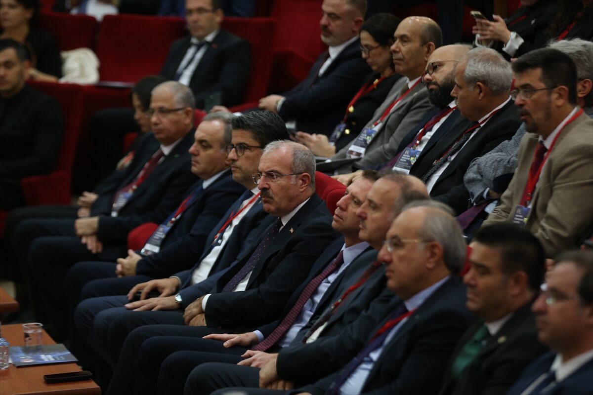 ÇANAKKALE (AA) – Çanakkale Onsekiz Mart Üniversitesinin (ÇOMÜ) ev sahipliğinde