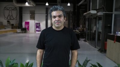 - "Kısıtlamalar her zaman yaratıcılığa sebep olur. Yaratıcılık her zaman