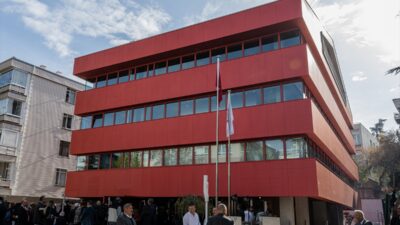 ANKARA (AA) – CHP Genel Başkanı Özgür Özel, Türk Eczacıları