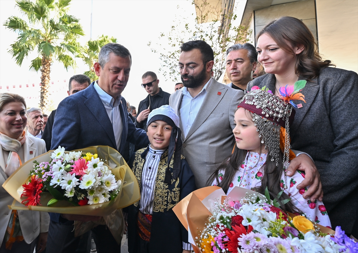 KİLİS (AA) – CHP Genel Başkanı Özgür Özel, Kilis'te partisinin