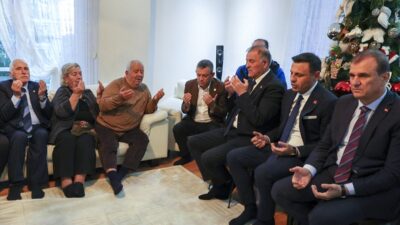 İSTANBUL (AA) – CHP Genel Başkanı Özgür Özel, Azerbaycan-Gürcistan sınırında