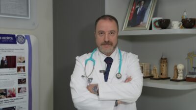 - Medipol Üniversitesi Çamlıca Hastanesi Çocuk Nefrolojisi Uzmanı Prof. Dr.