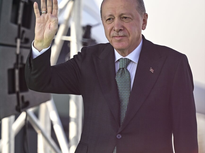 - "Son 23 yılda 7,5 milyar fidan ve tohumu toprakla