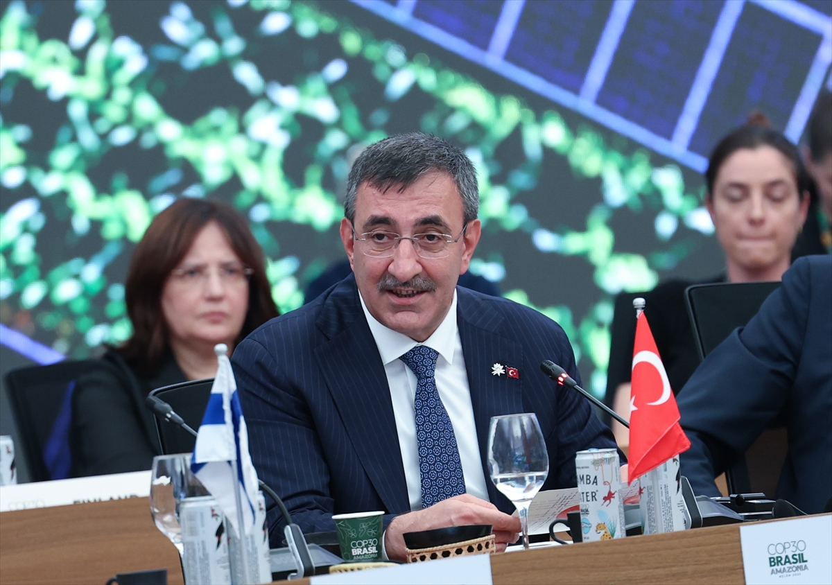 - "Türkiye olarak enerji dönüşümünü kalkınma stratejimizin merkezine yerleştiriyoruz. Uyguladığımız