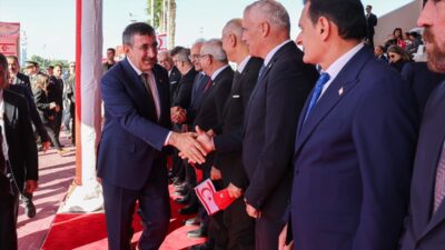 - "Tüm dünya bilsin ki Anavatan ve garantör Türkiye Cumhuriyeti,